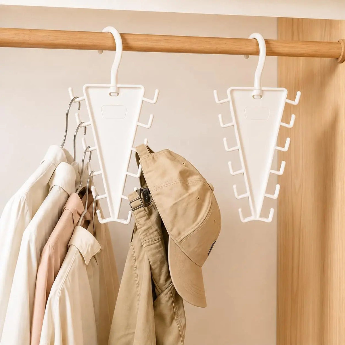 2/4/8Pcs V-Shape Hanger Organizer - Trendart