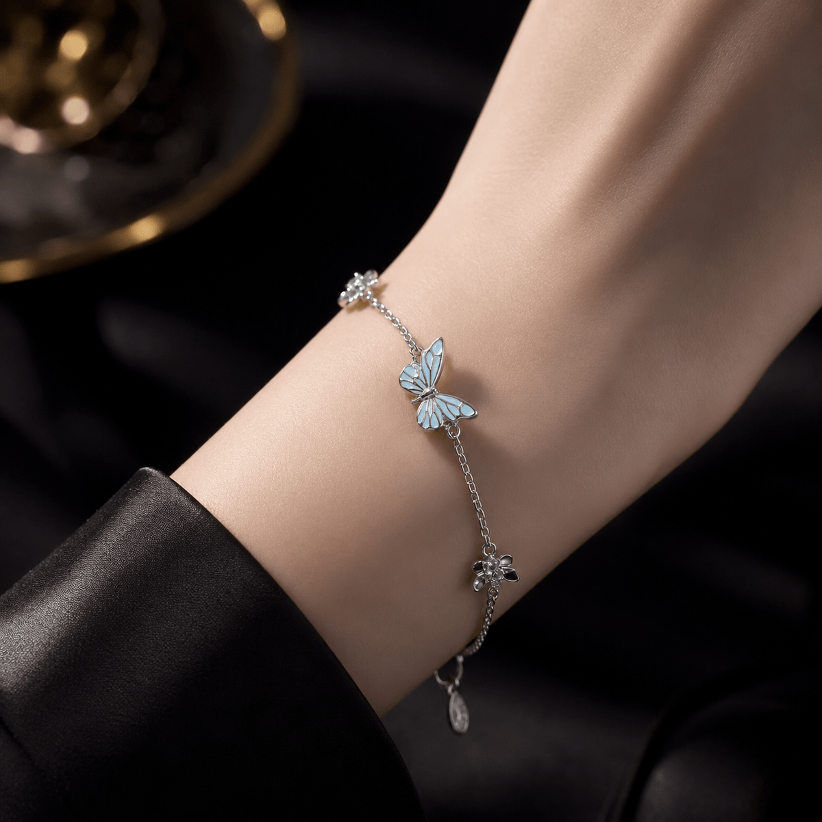 Lumière Glowing Blue Butterfly Bracelet💙 - Trendart